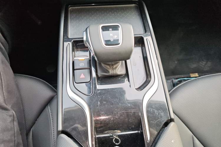 Used Hongqi E-QM5 2024 500km Range Edition Gear Lever