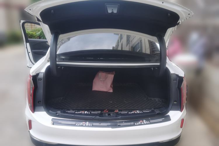 Used Hongqi E-QM5 2024 500km Range Edition Trunk