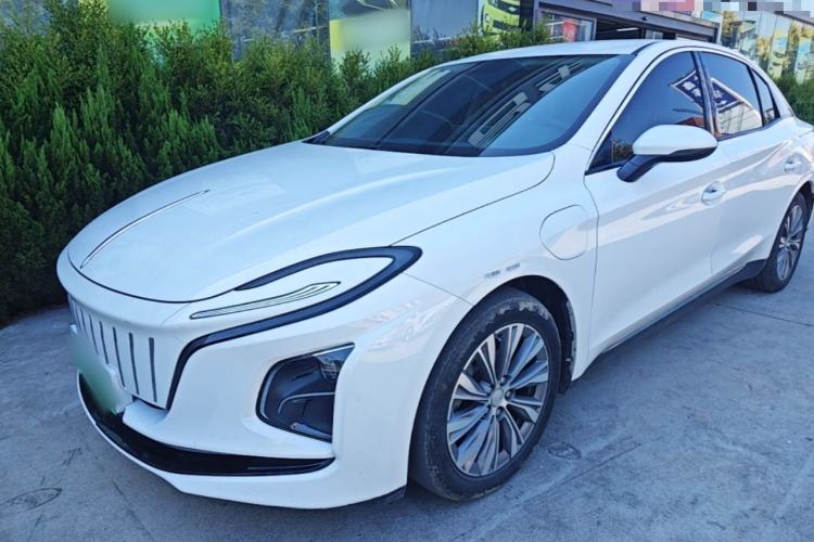 Hongqi E-QM5 2024 450km Range Commuter Version
