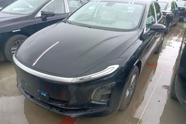 Used Hongqi E-QM5 2025 610 km PLUS