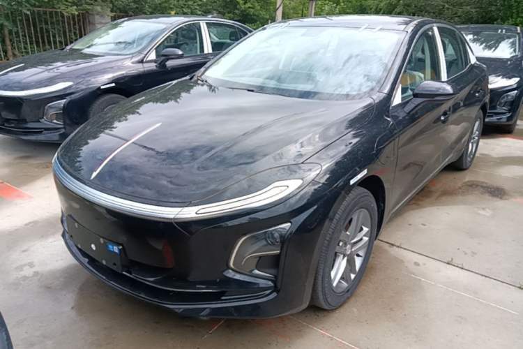 Used Hongqi E-QM5 2025 610 km PLUS Guazi used car, China used car export, Used car for sale, Used cars, Cheapest cars for sale