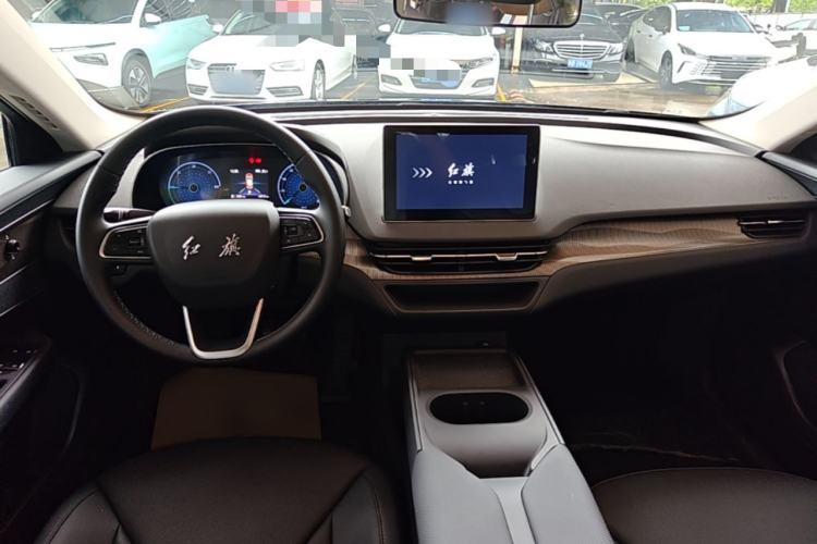 Used Hongqi E-QM5 2025 610 km PLUS Center Console