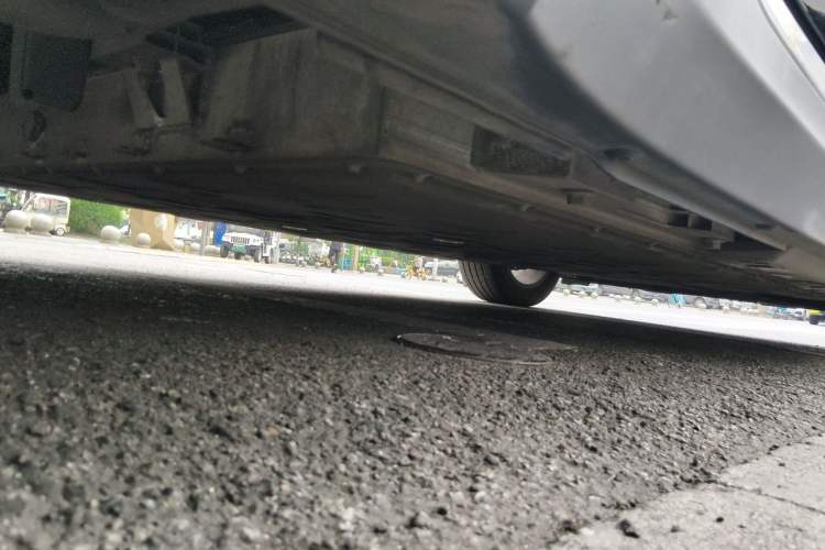Used Hongqi E-QM5 2025 500km Range Commuter Version Chassis Rear Right