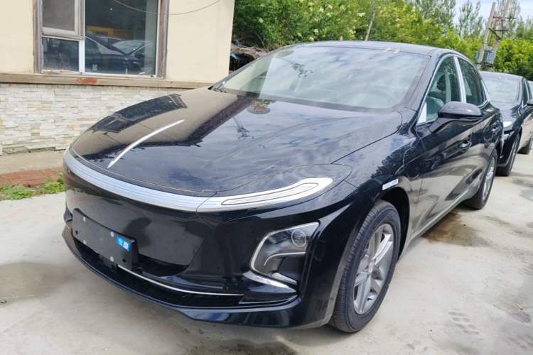Used Hongqi E-QM5 2025 610 km PLUS Guazi used car, China used car export, Used car for sale, Used cars, Cheapest cars for sale