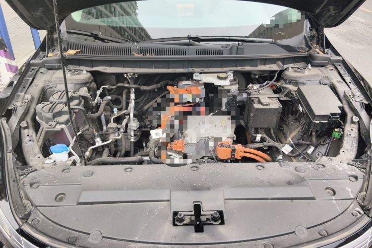 Used Hongqi E-QM5 2025 500km Range Commuter Version Engine Bay