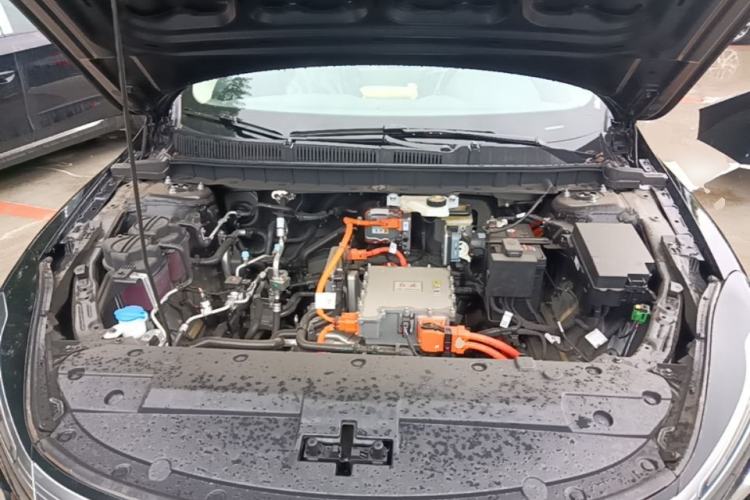 Used Hongqi E-QM5 2025 610 km PLUS Engine Bay