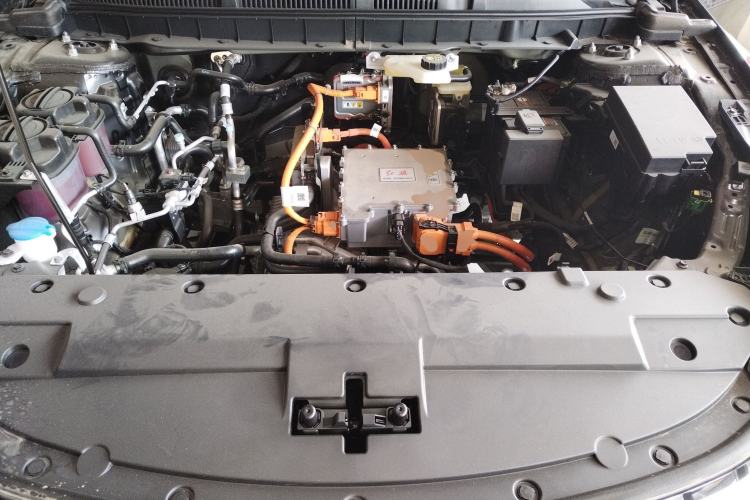 Used Hongqi E-QM5 2025 500km Range Commuter Version Engine Bay