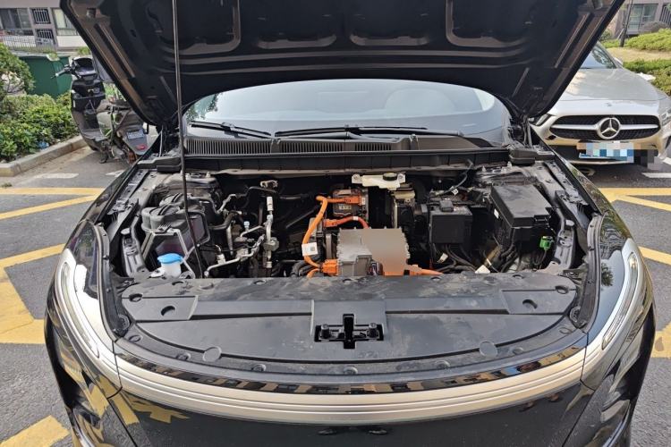 Used Hongqi E-QM5 2025 500km Range Commuter Version Engine Bay