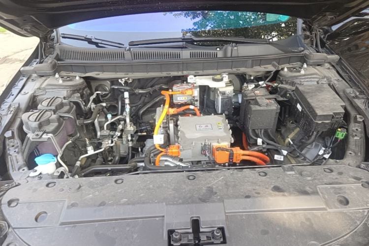 Used Hongqi E-QM5 2025 500km Range Commuter Version Engine Bay