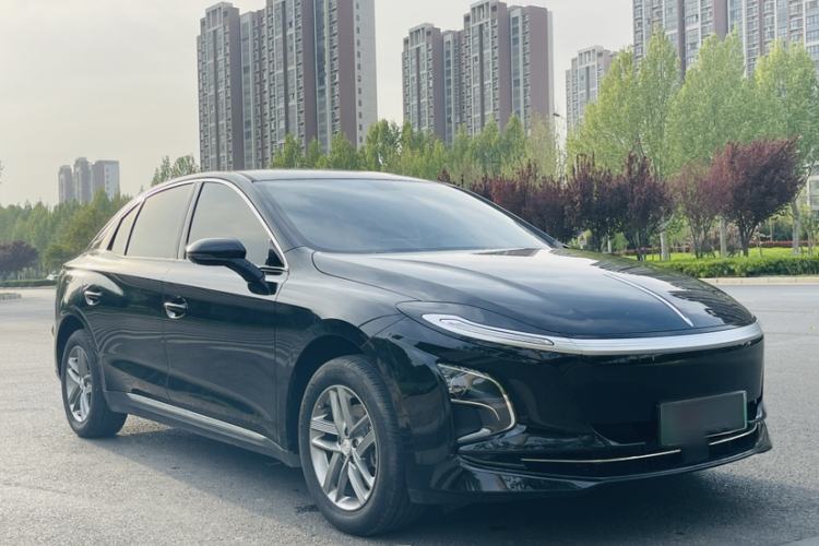 Used Hongqi E-QM5 2025 500km Range Commuter Version Exterior 1