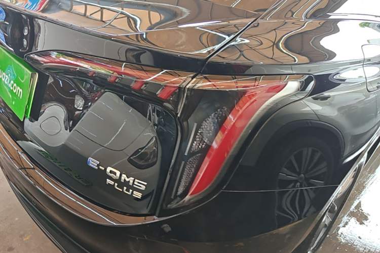 Used Hongqi E-QM5 2025 610 km PLUS Exterior 3