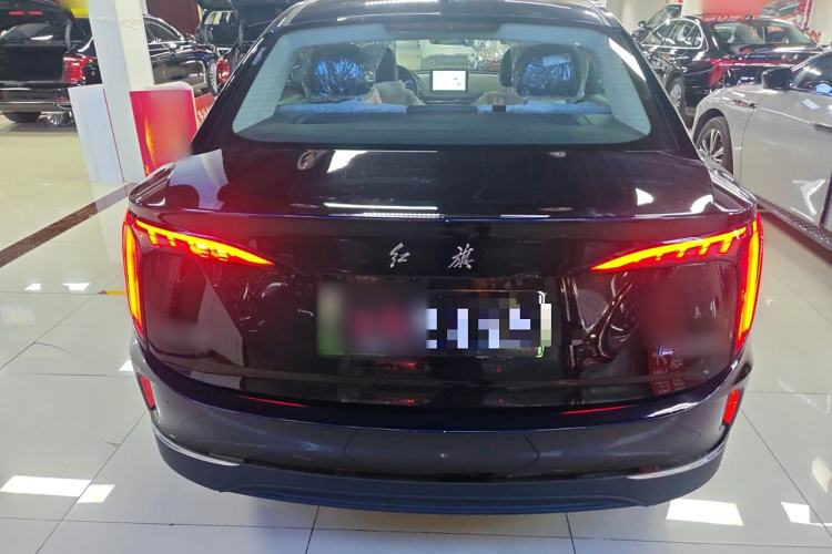 Used Hongqi E-QM5 2025 500km Range Commuter Version Exterior 4