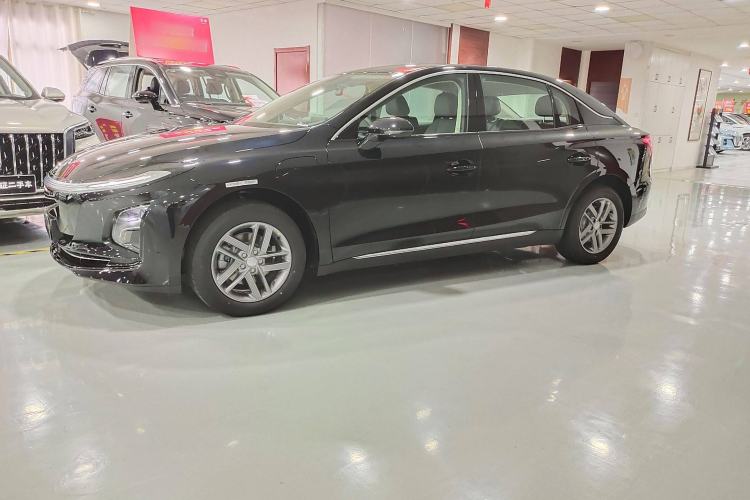 Used Hongqi E-QM5 2025 500km Range Commuter Version Exterior 4