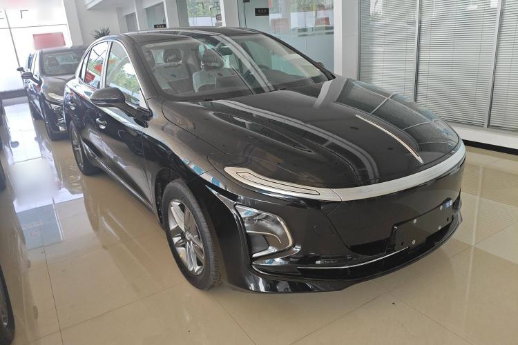 Used Hongqi E-QM5 2025 500km Range Commuter Version Exterior 5