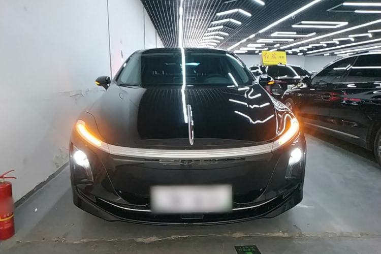 Used Hongqi E-QM5 2025 500km Range Commuter Version Front