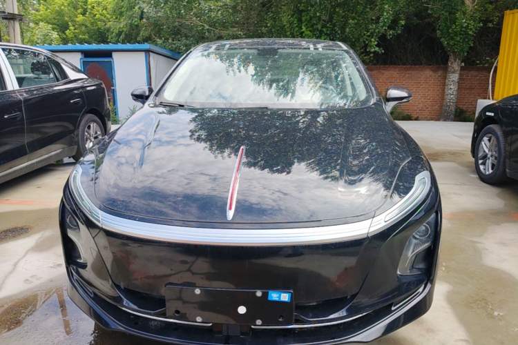 Used Hongqi E-QM5 2025 610 km PLUS Front