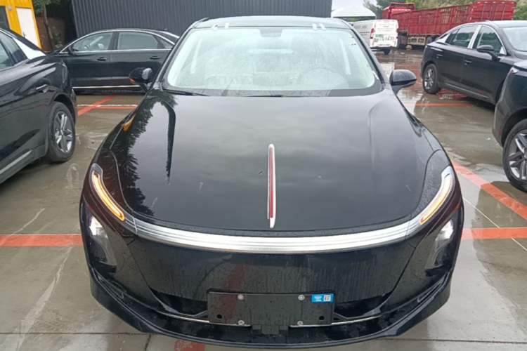 Used Hongqi E-QM5 2025 610 km PLUS Front
