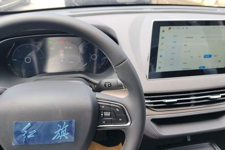 Used Hongqi E-QM5 2025 610 km PLUS Gear Lever