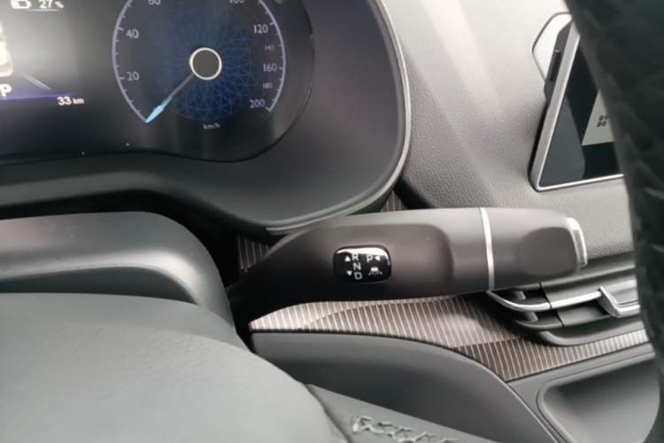 Used Hongqi E-QM5 2025 610 km PLUS Gear Lever