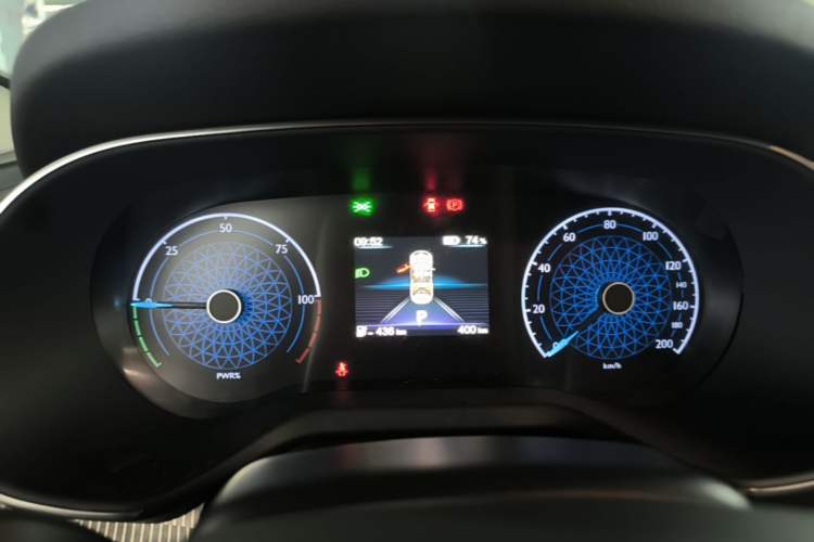 Used Hongqi E-QM5 2025 610 km PLUS Instrument Cluster