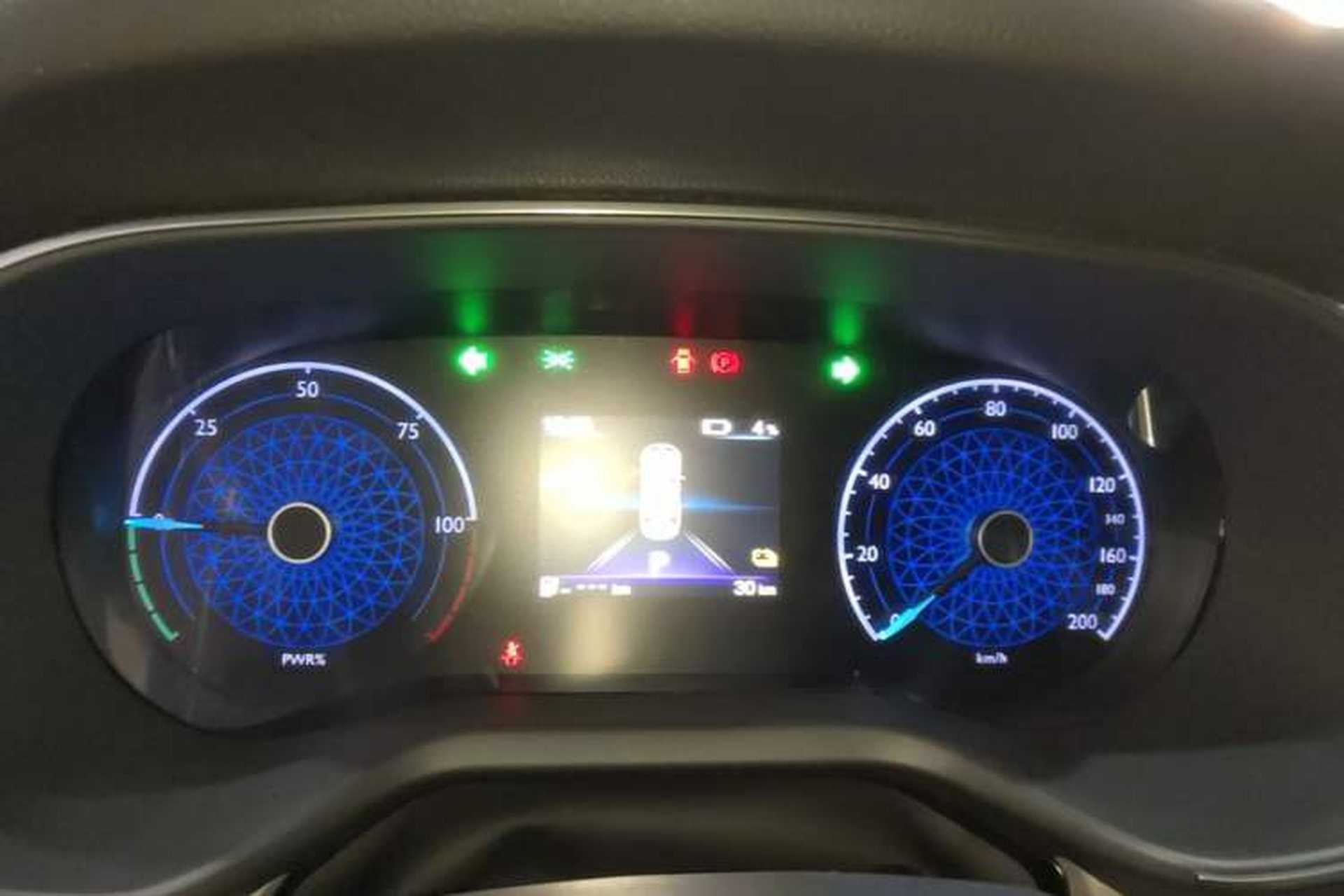 Used Hongqi E-QM5 2025 500km Range Commuter Version Instrument Cluster