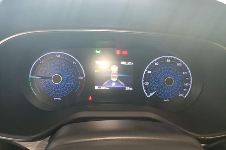 Used Hongqi E-QM5 2025 500km Range Commuter Version Instrument Cluster