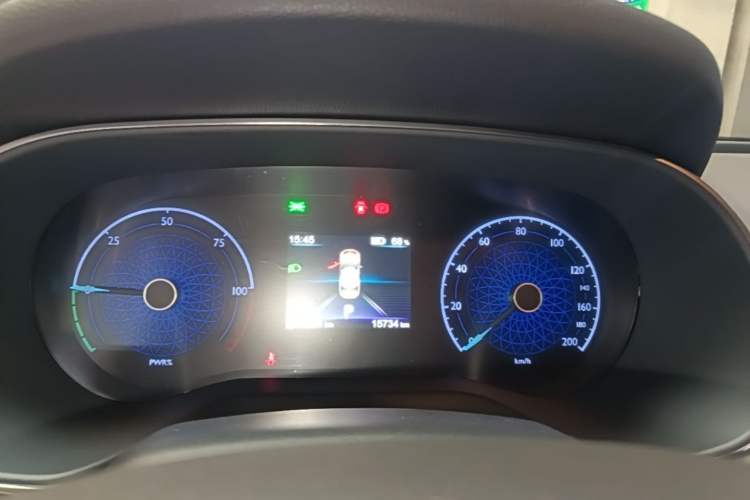 Used Hongqi E-QM5 2025 500km Range Commuter Version Instrument Cluster