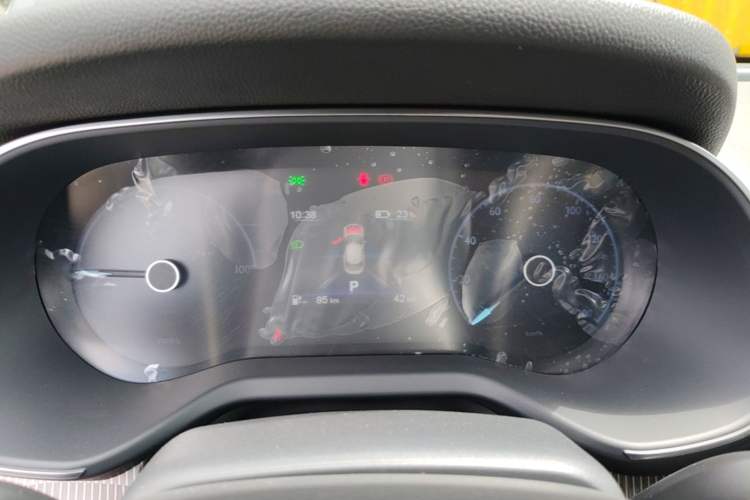 Used Hongqi E-QM5 2025 610 km PLUS Instrument Cluster