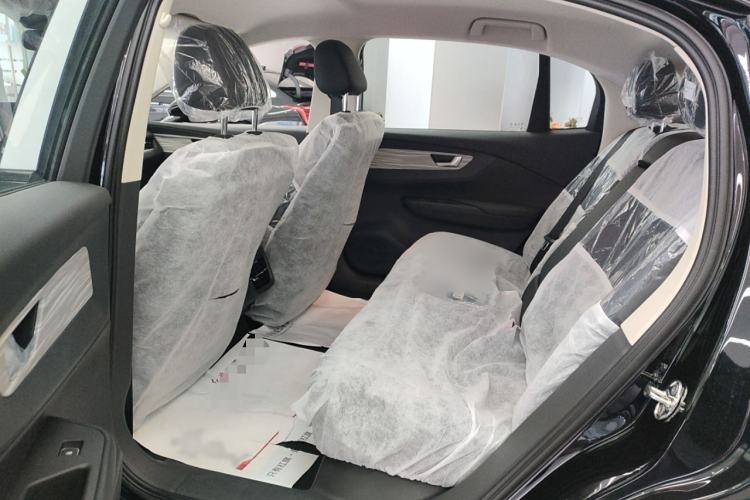 Used Hongqi E-QM5 2025 500km Range Commuter Version Interior 1