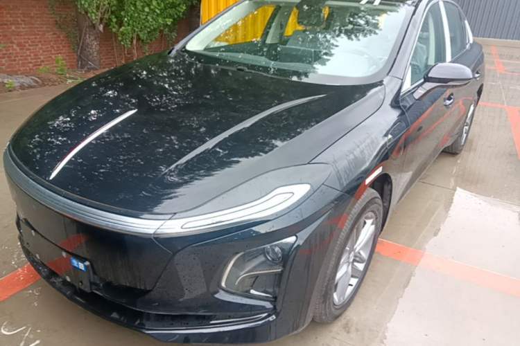 Used Hongqi E-QM5 2025 610 km PLUS Guazi used car, China used car export, Used car for sale, Used cars, Cheapest cars for sale