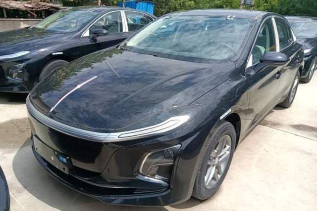 Used Hongqi E-QM5 2025 610 km PLUS