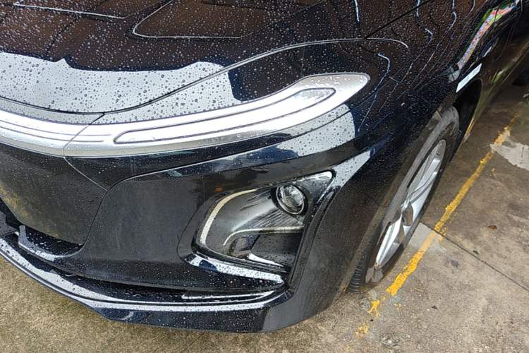 Used Hongqi E-QM5 2025 610 km PLUS Left Front Headlight