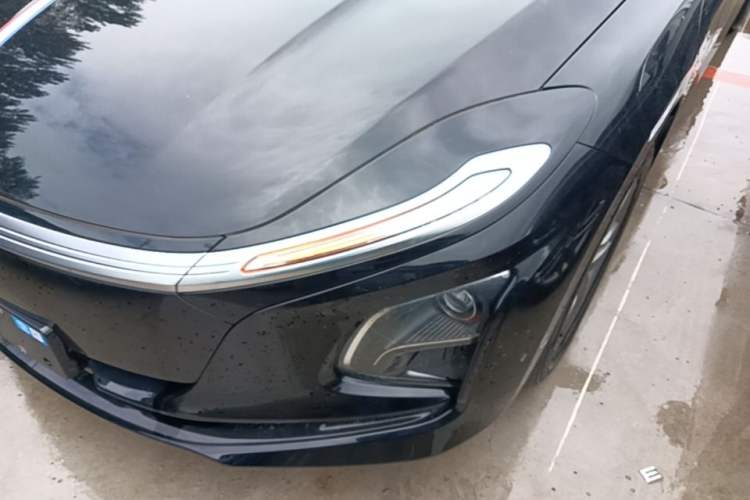Used Hongqi E-QM5 2025 610 km PLUS Left Front Headlight