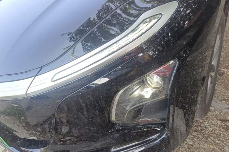 Used Hongqi E-QM5 2025 500km Range Commuter Version Left Front Headlight