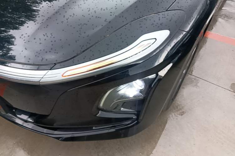 Used Hongqi E-QM5 2025 610 km PLUS Left Front Headlight