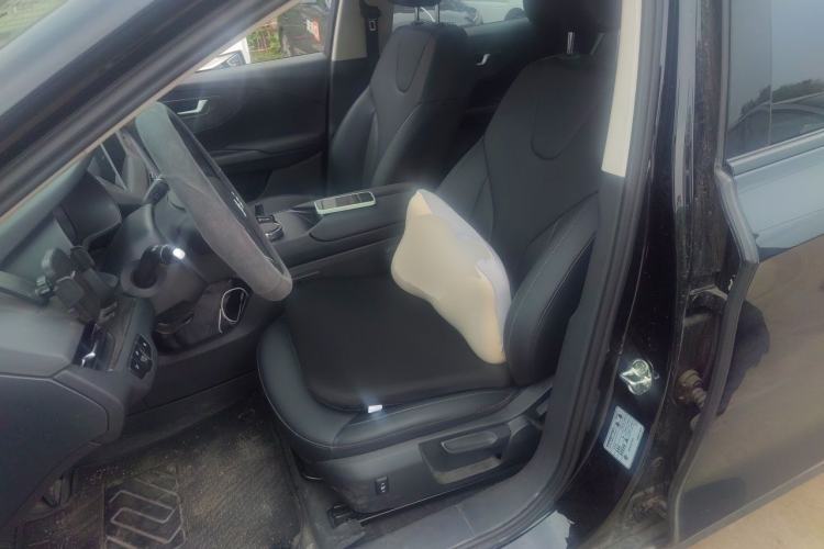Used Hongqi E-QM5 2025 610 km PLUS Left Front Seat