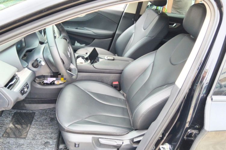 Used Hongqi E-QM5 2025 500km Range Commuter Version Left Front Seat