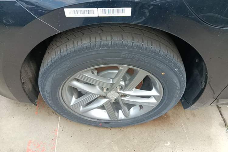Used Hongqi E-QM5 2025 610 km PLUS Left Front Wheel Hub
