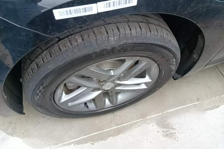 Used Hongqi E-QM5 2025 610 km PLUS Left Front Wheel Hub