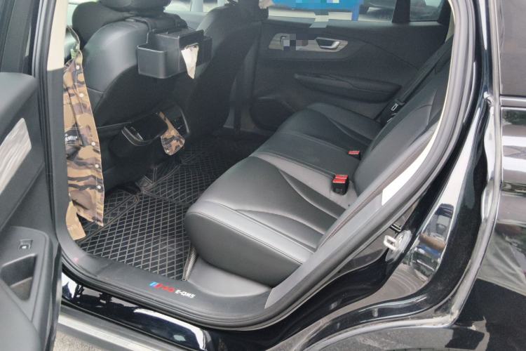 Used Hongqi E-QM5 2025 500km Range Commuter Version Left Rear Seat
