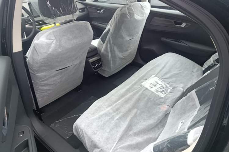 Used Hongqi E-QM5 2025 610 km PLUS Left Rear Seat
