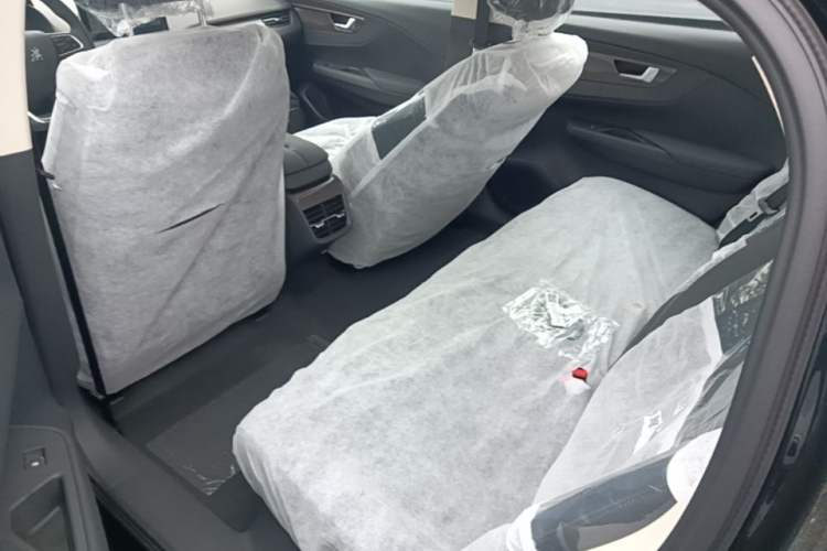 Used Hongqi E-QM5 2025 610 km PLUS Left Rear Seat