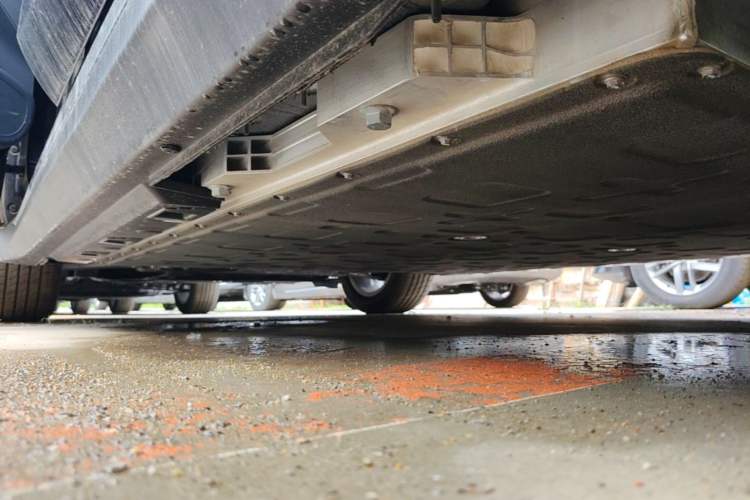 Used Hongqi E-QM5 2025 610 km PLUS Left Side Sill