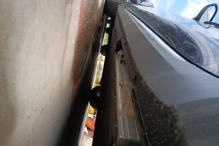 Used Hongqi E-QM5 2025 610 km PLUS Left Side Sill