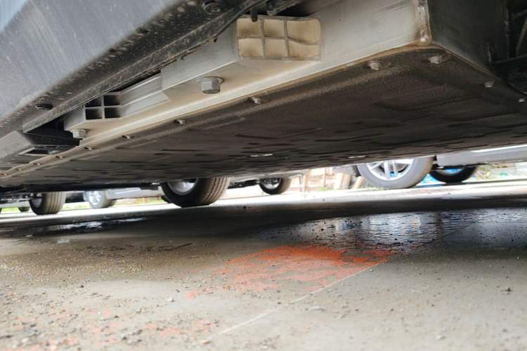 Used Hongqi E-QM5 2025 610 km PLUS Left Side Sill