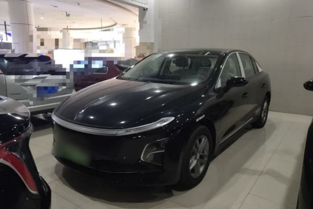 Used Hongqi E-QM5 2025 500km Range Commuter Version