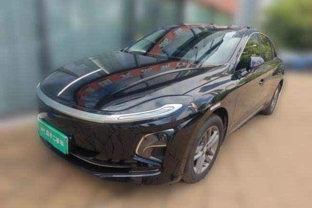 Used Hongqi E-QM5 2025 500km Range Commuter Version