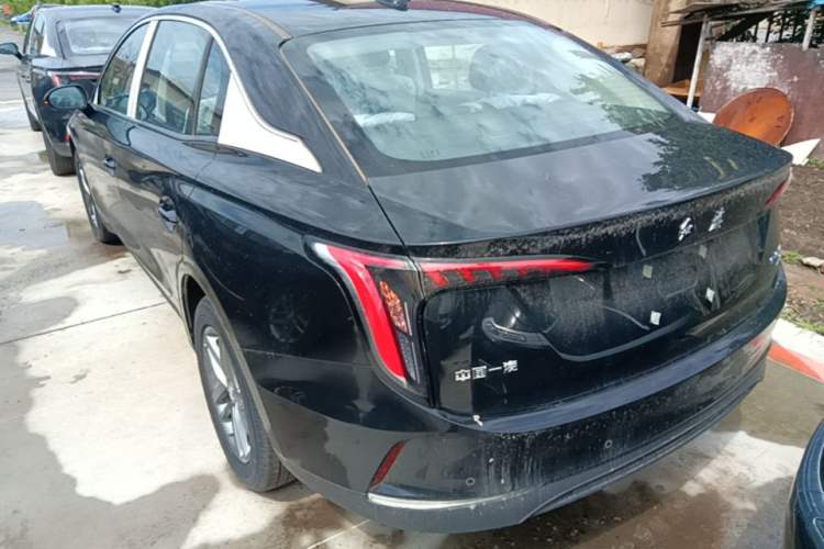 Used Hongqi E-QM5 2025 610 km PLUS Rear Left 45 Deg