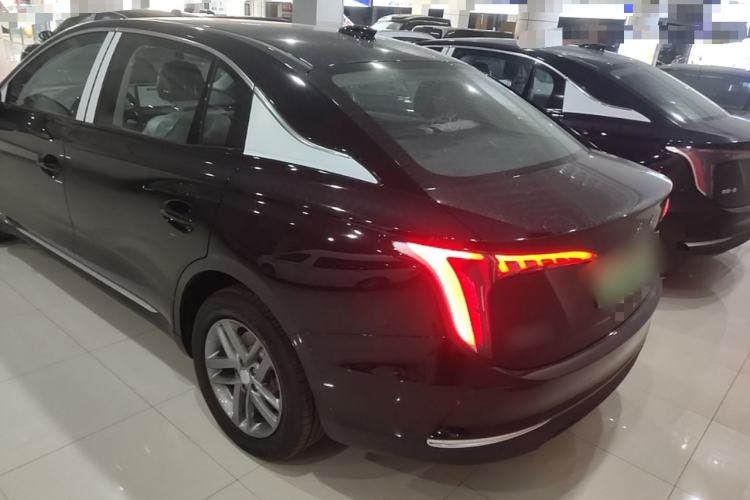 Used Hongqi E-QM5 2025 500km Range Commuter Version Rear Left 45 Deg