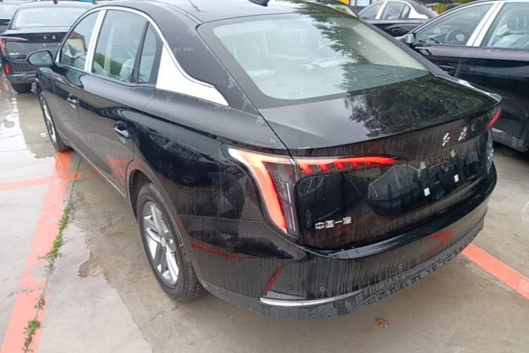 Used Hongqi E-QM5 2025 610 km PLUS Rear Left 45 Deg